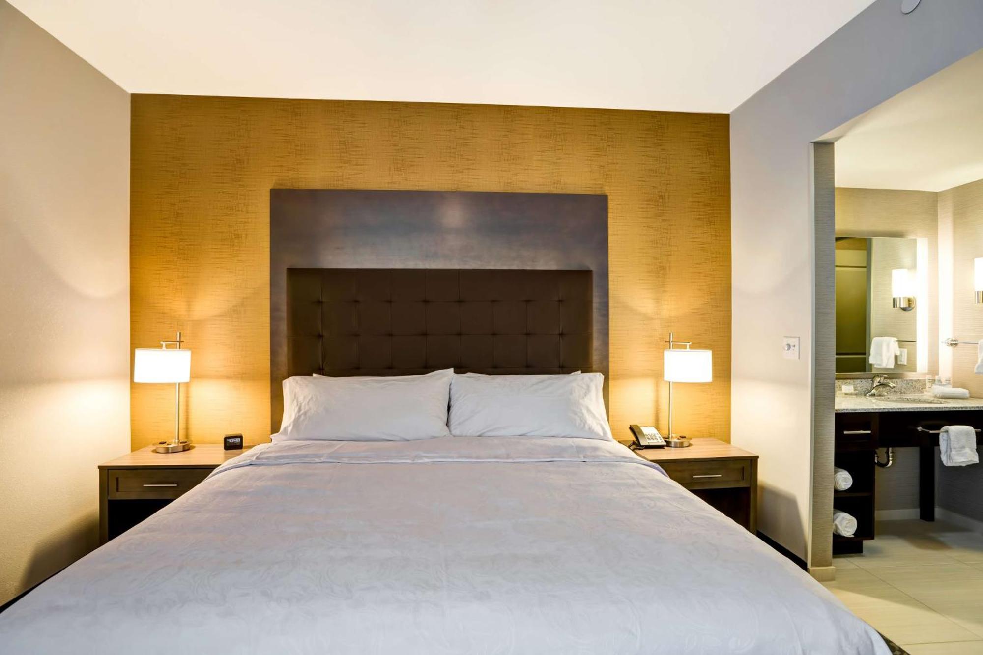 Homewood Suites By Hilton Крістіансберґ Екстер'єр фото